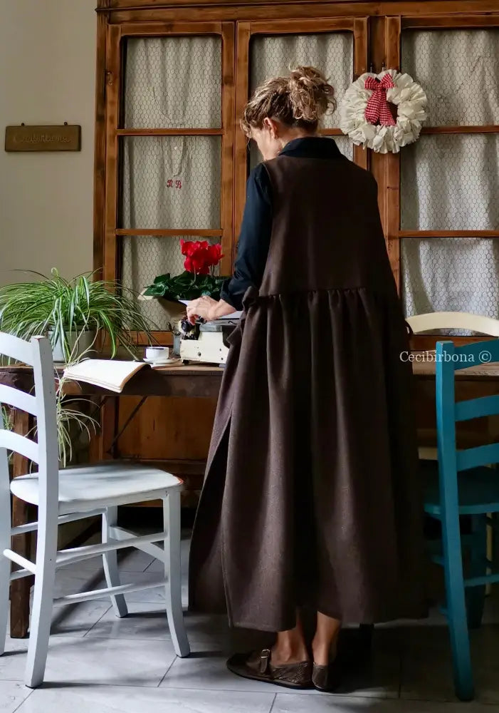 Grembiule in lana tweed marrone (Ref. 443) grembiule donna tessuti moderni