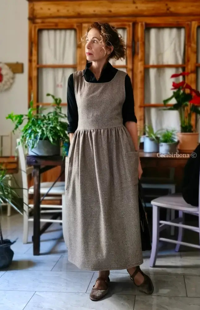 Grembiule in lana tweed marrone (Ref. 479) grembiule donna tessuti moderni