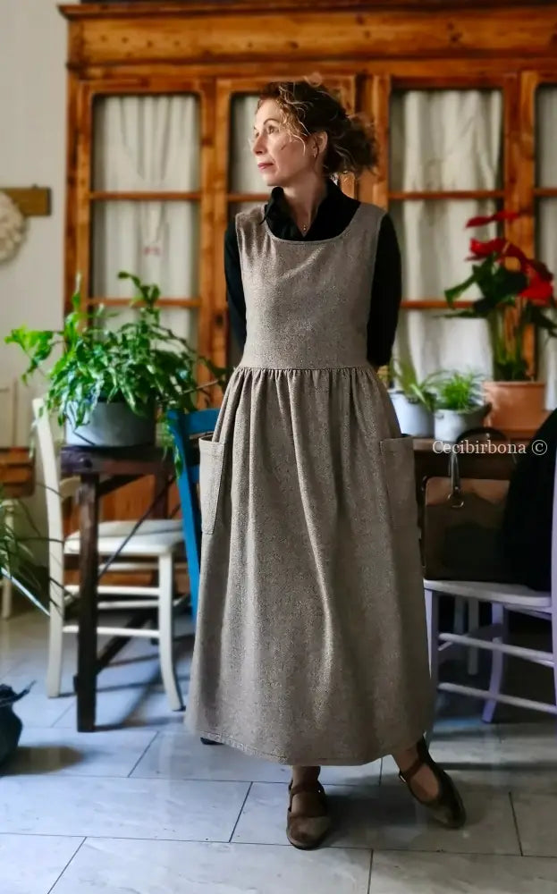 Grembiule in lana tweed marrone (Ref. 479) grembiule donna tessuti moderni
