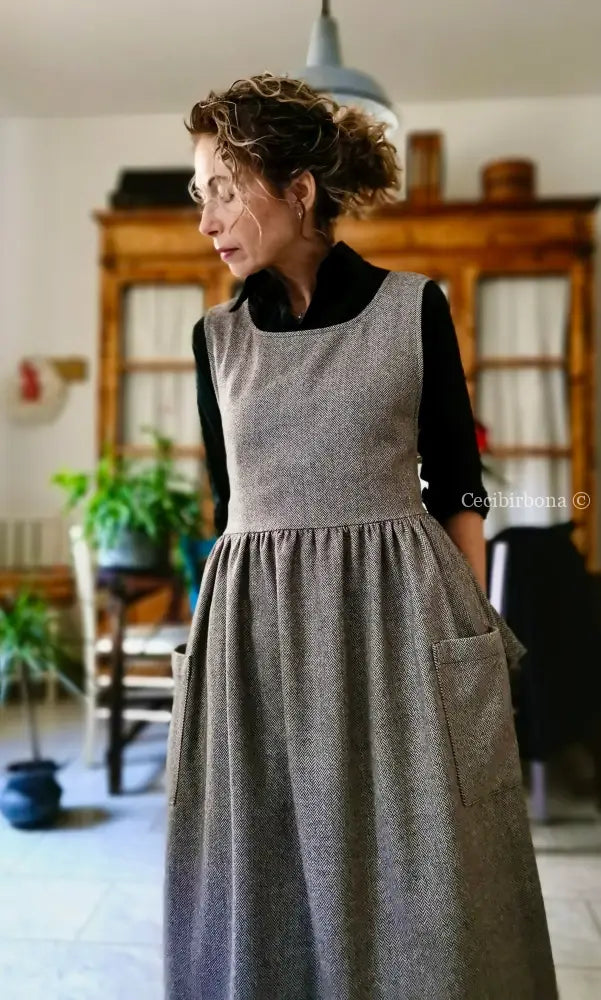 Grembiule in lana tweed marrone (Ref. 479) grembiule donna tessuti moderni