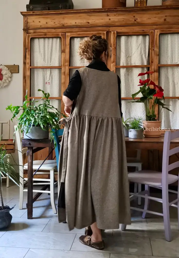 Grembiule in lana tweed marrone (Ref. 479) grembiule donna tessuti moderni