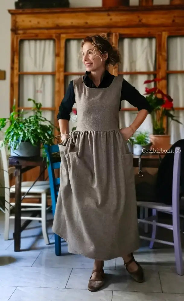 Grembiule in lana tweed marrone (Ref. 479) grembiule donna tessuti moderni