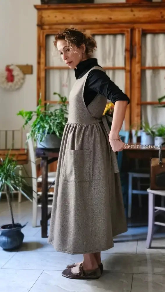 Grembiule in lana tweed marrone (Ref. 479) grembiule donna tessuti moderni