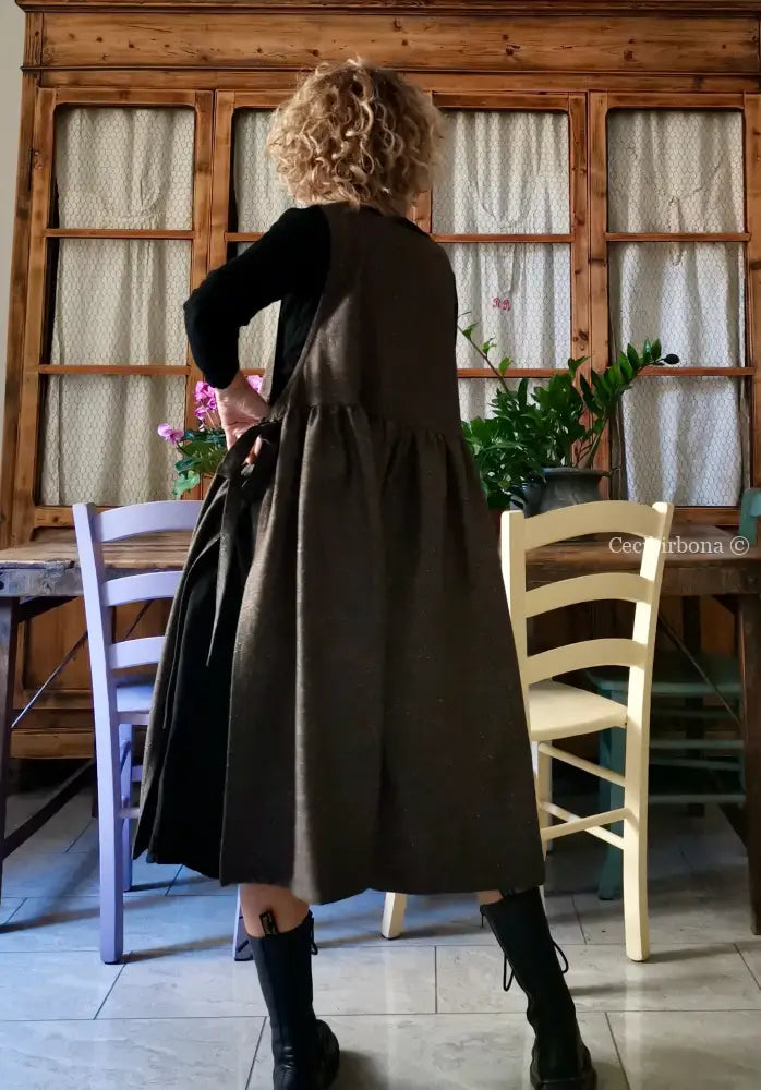 Grembiule in lana tweed marrone (Rif.357) Grembiule donna moderno