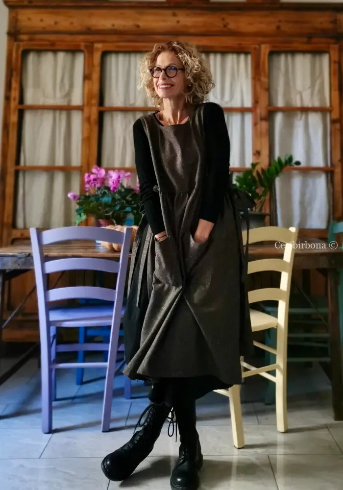 Grembiule in lana tweed marrone (Rif.357) Grembiule donna moderno