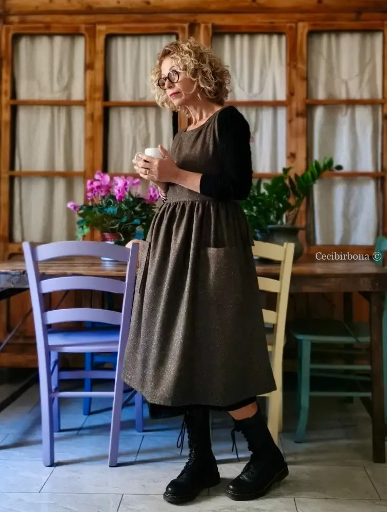 Grembiule in lana tweed marrone (Rif.357) Grembiule donna moderno
