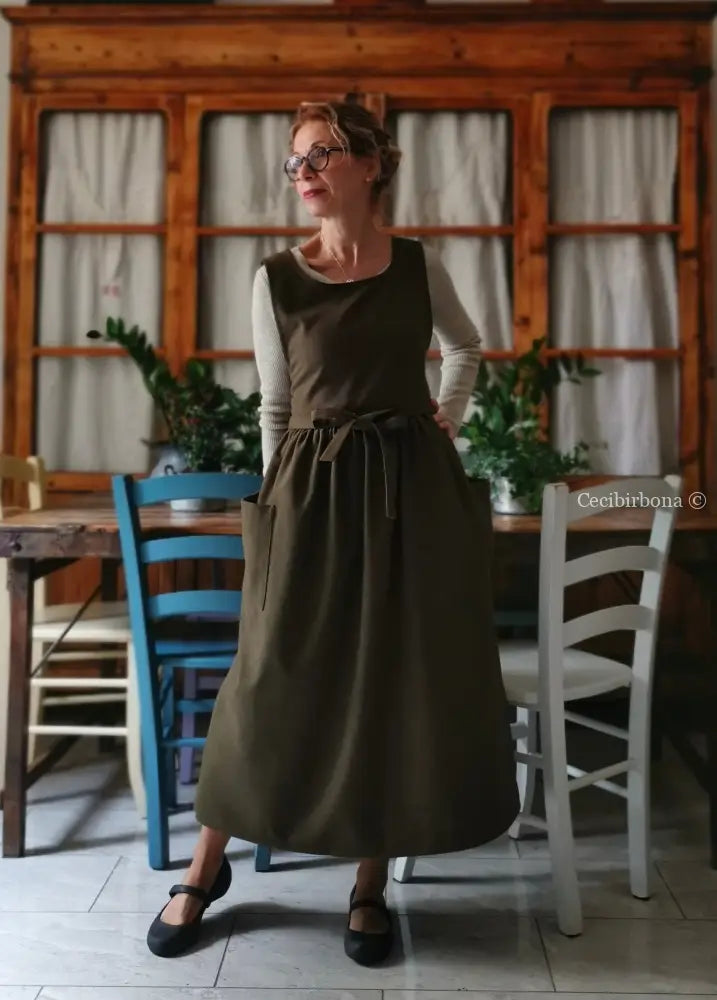 Grembiule in lana verde scuro (Ref. 364) grembiule donna tessuti moderni