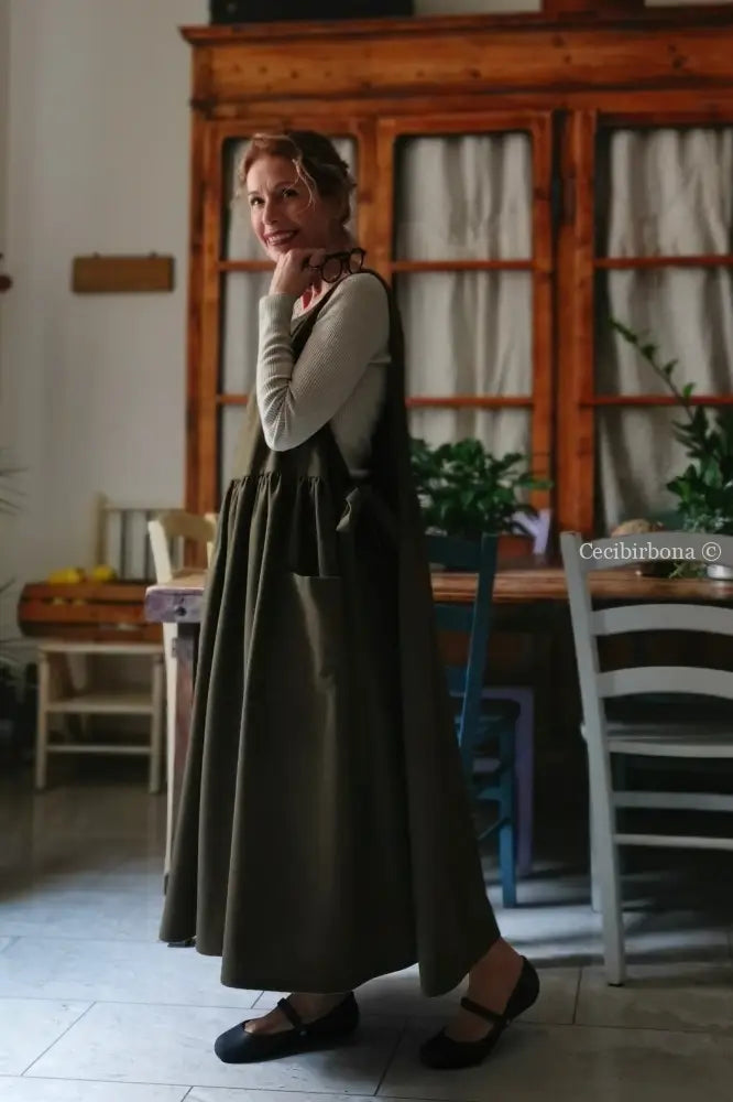 Grembiule in lana verde scuro (Ref. 364) grembiule donna tessuti moderni