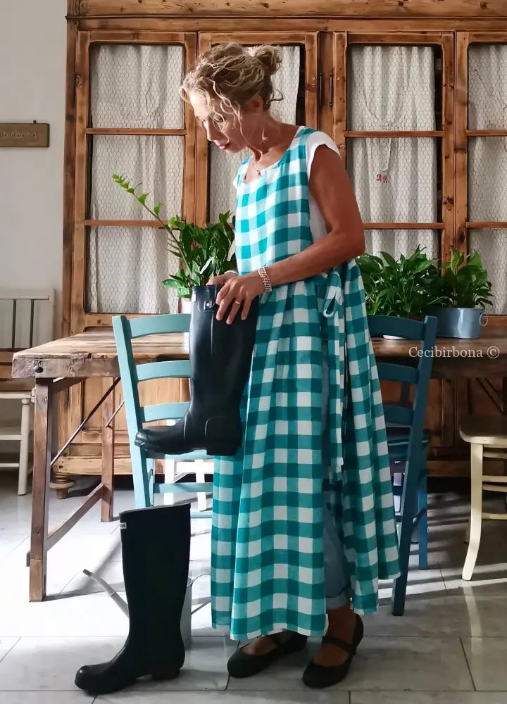 Grembiule in lino a quadri verdi (Ref. 321) grembiule donna tessuti moderni