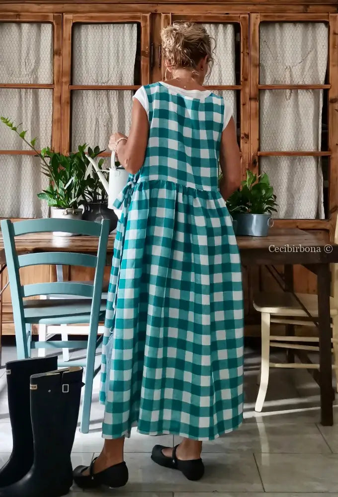 Grembiule in lino a quadri verdi (Ref. 321) grembiule donna tessuti moderni