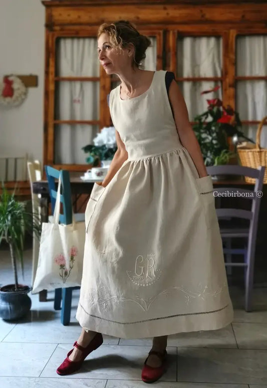 Grembiule in lino antico con monogramma GR (Ref. 497) grembiule donna tessuti antichi