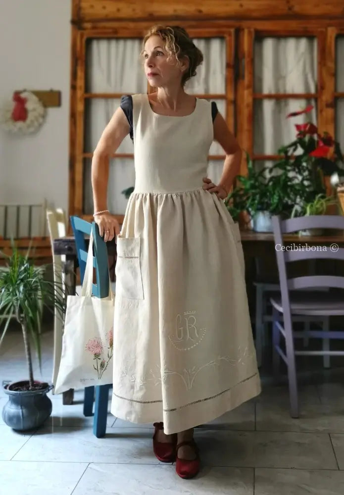 Grembiule in lino antico con monogramma GR (Ref. 497) grembiule donna tessuti antichi