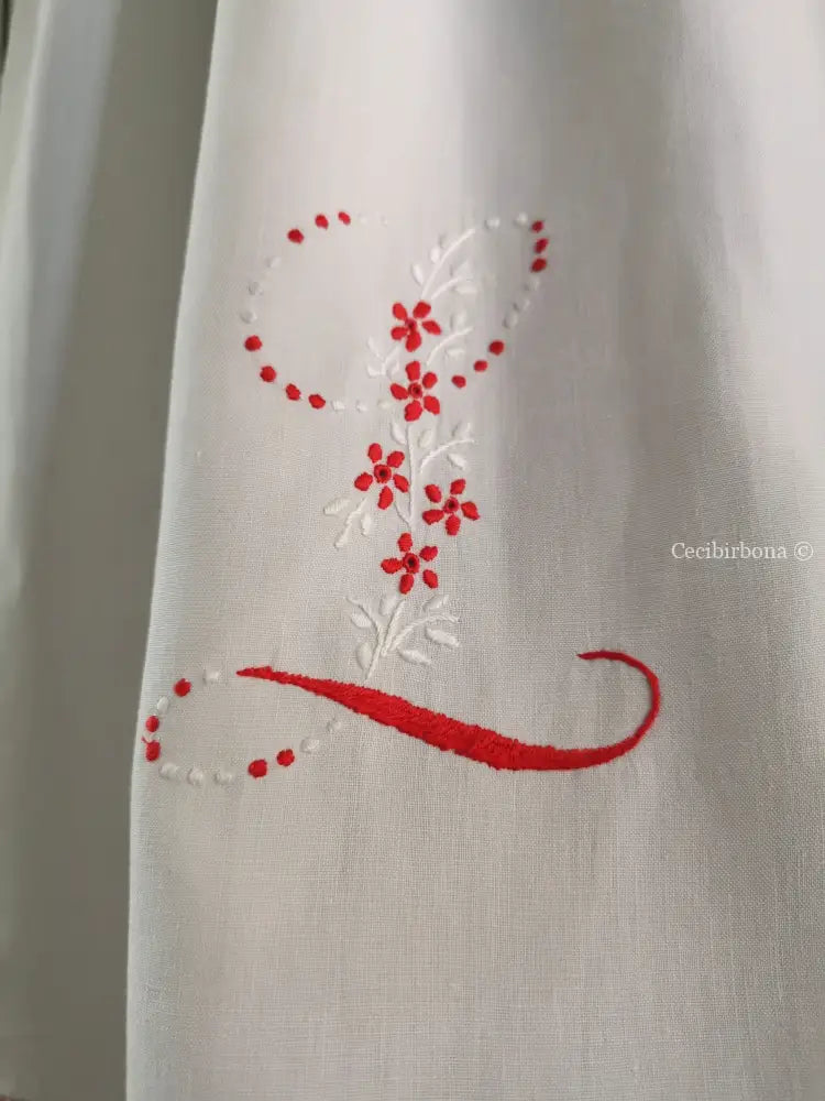 Grembiule in lino antico con monogramma L in rosso (Ref. 144) grembiule donna in tessuto antico