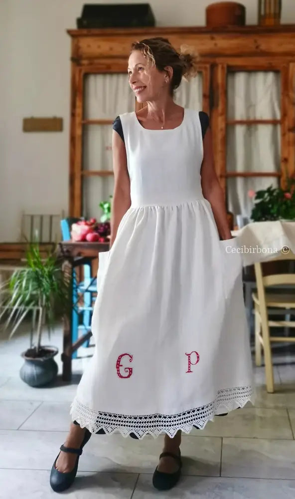 Grembiule in lino antico con monogramma PG e bordo all’uncinetto (Ref. 508) - grembiule donna tessuti antichi