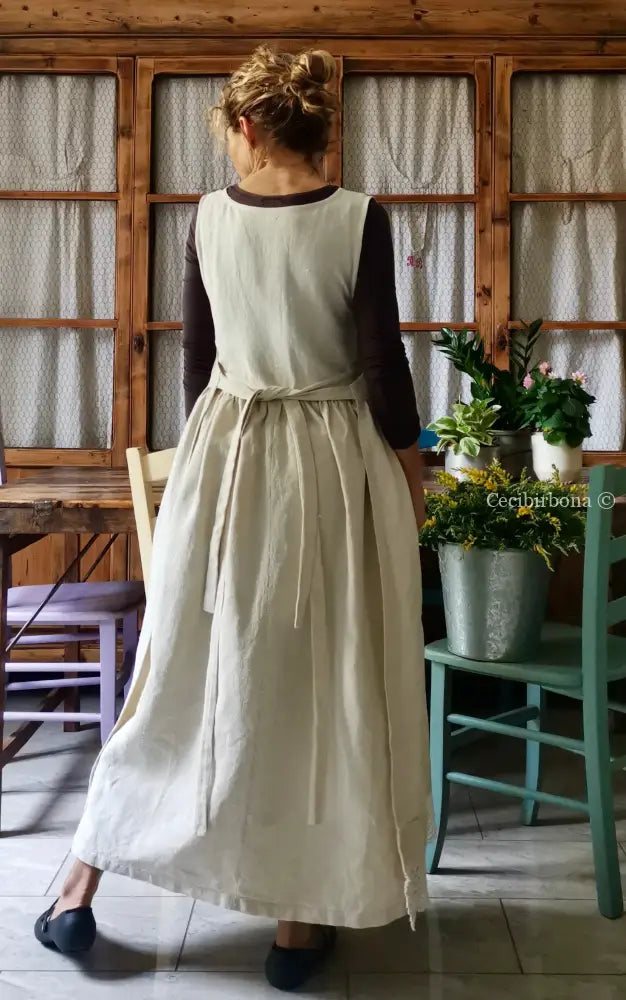 Grembiule in lino antico con monogramma (Ref. 126) grembiule donna tessuti antichi