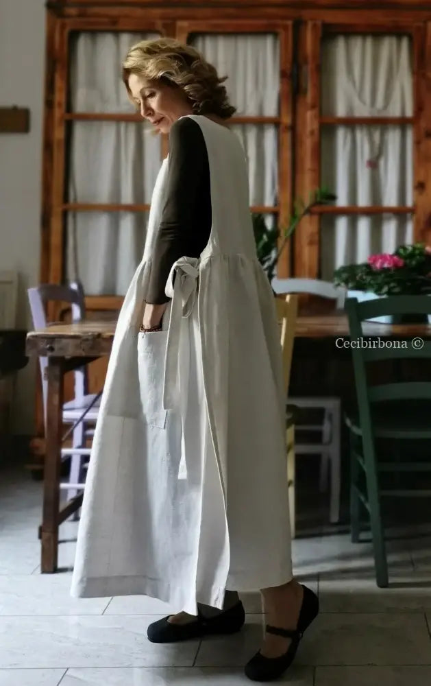 Grembiule in lino antico con monogramma rosso CA (Ref. 147) grembiule donna tessuti antichi