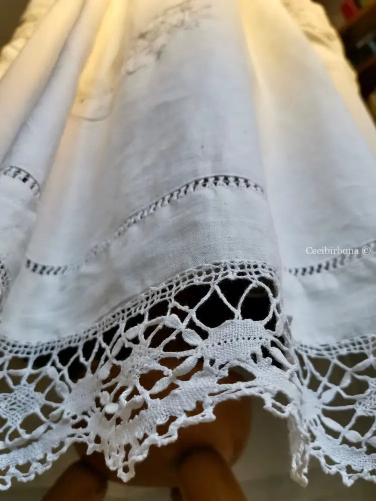 Grembiule in lino antico con pizzo e monogramma grembiule donna antico