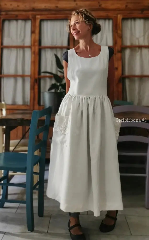 Grembiule in lino antico con pizzo (Ref. 4) grembiule donna tessuti antichi