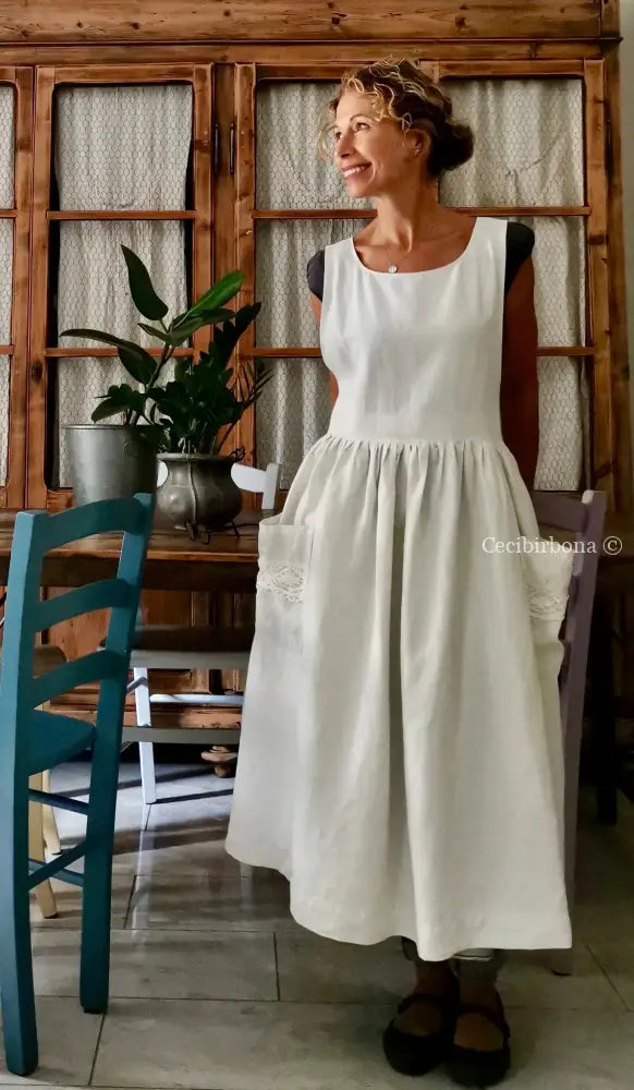 Grembiule in lino antico con pizzo (Ref. 4) grembiule donna tessuti antichi