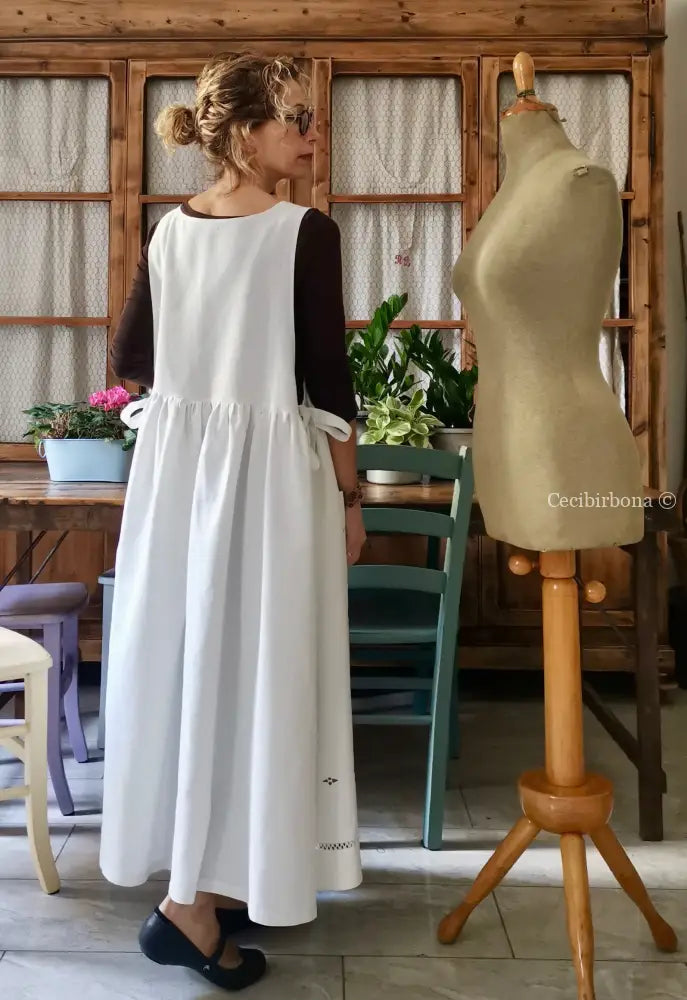 Grembiule in lino antico con ricamo e monogramma MG (Ref. 133) grembiule donna antico
