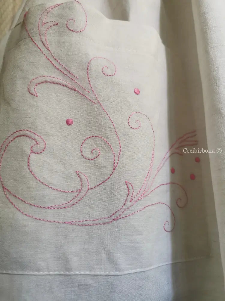Grembiule in lino antico con ricamo in rosa (Ref. 92) grembiule donna tessuti antichi