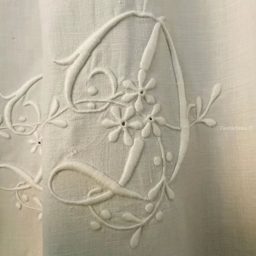 Grembiule in lino antico ricamato con monogramma DD e smerlo (Ref. 146) grembiule donna in tessuto antico