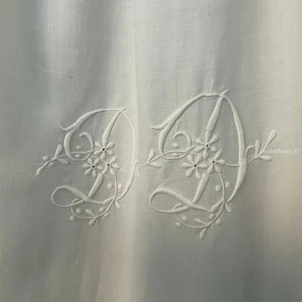 Grembiule in lino antico ricamato con monogramma DD e smerlo (Ref. 146) grembiule donna in tessuto antico