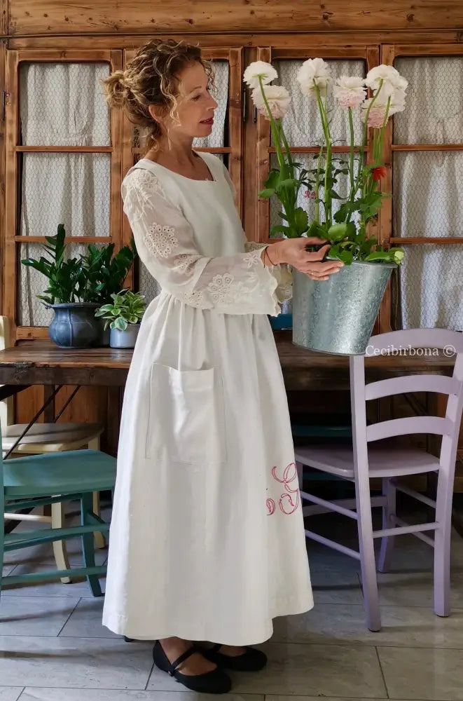 Grembiule in lino con monogramma rosso AG (Ref. 161) grembiule donna tessuti antichi