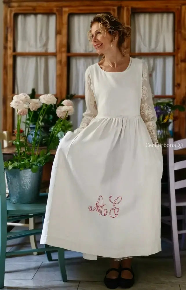 Grembiule in lino con monogramma rosso AG (Ref. 161) grembiule donna tessuti antichi