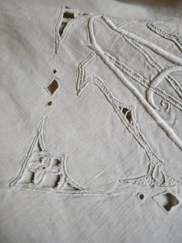 Grembiule in lino con sfilatura e monogramma AM (Ref. 474) grembiule donna tessuti antichi