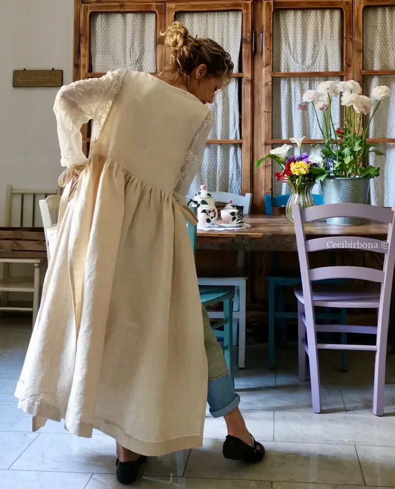 Grembiule in lino e canapa con sfilatura (Ref. 159) grembiule donna tessuti antichi