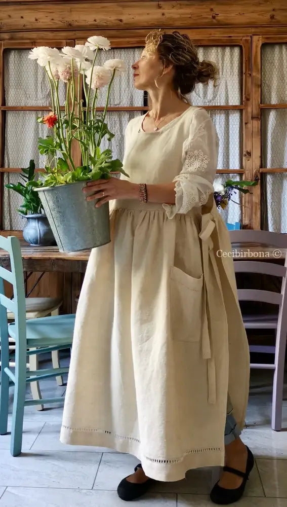 Grembiule in lino e canapa con sfilatura (Ref. 159) grembiule donna tessuti antichi