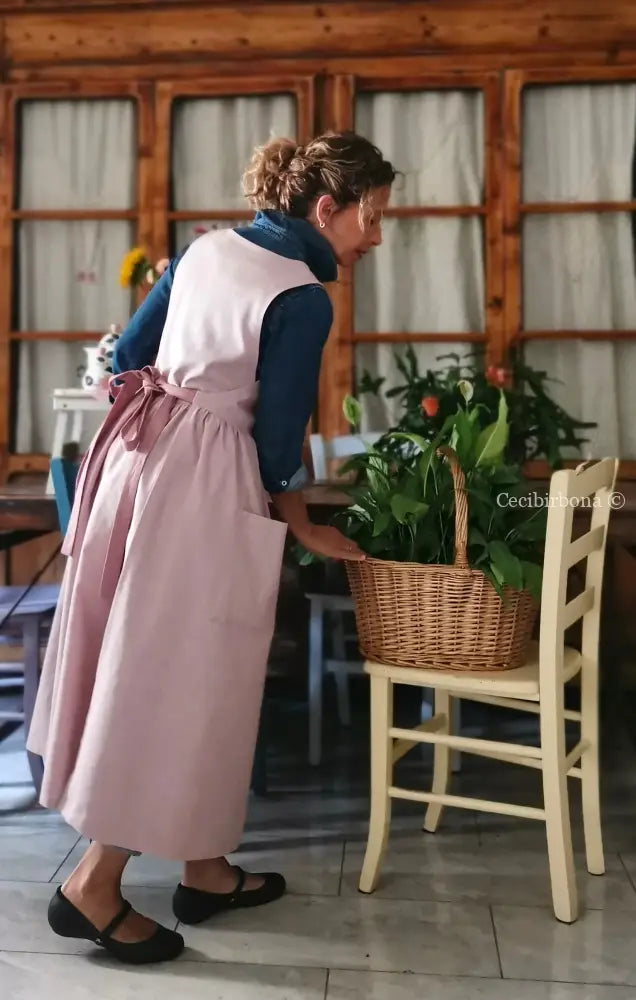 Grembiule in lino lilla chiaro e malva (Ref. 523) - grembiule donna tessuti moderni