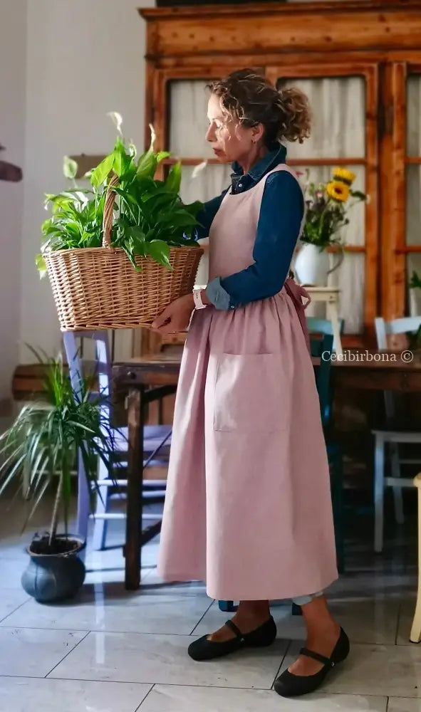 Grembiule in lino lilla chiaro e malva (Ref. 523) - grembiule donna tessuti moderni