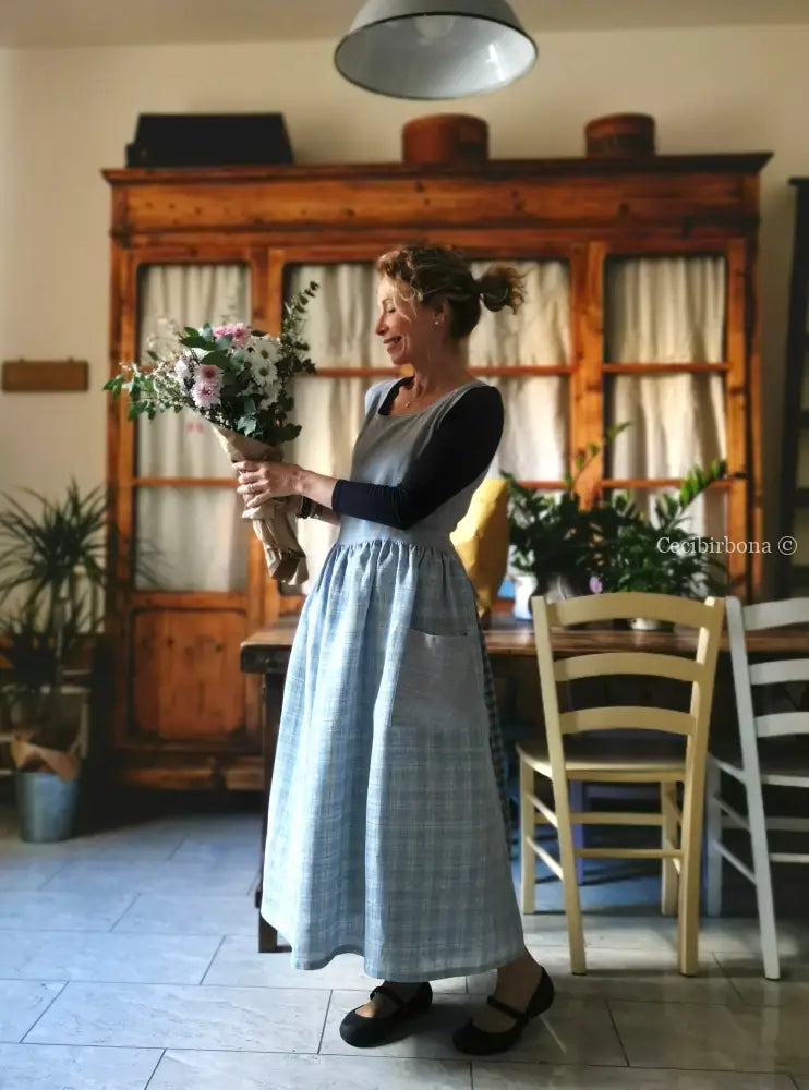 Grembiule in lino patchwork celeste (Ref. 390) grembiule donna tessuti moderni