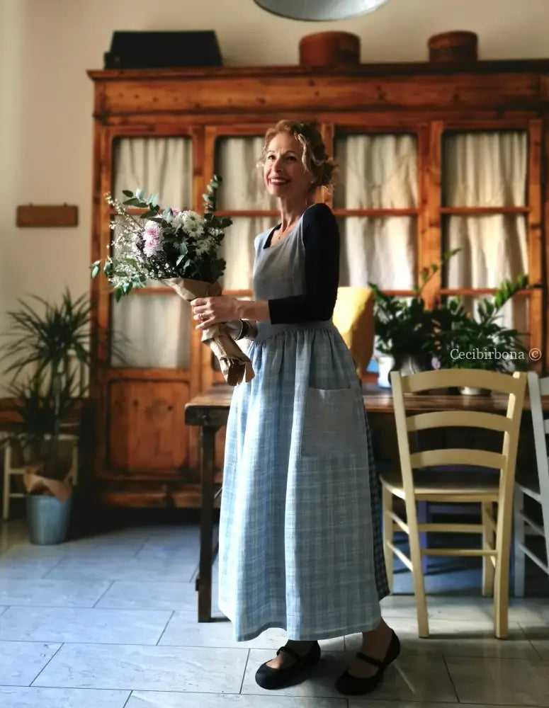 Grembiule in lino patchwork celeste (Ref. 390) grembiule donna tessuti moderni