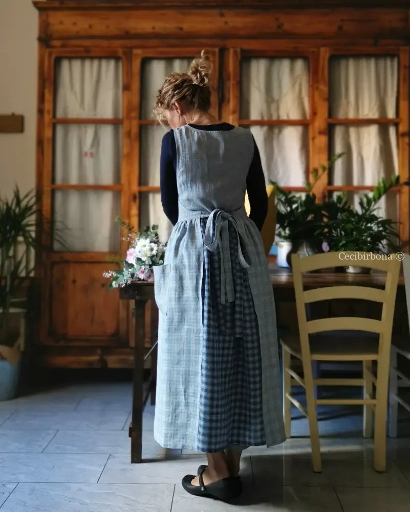 Grembiule in lino patchwork celeste (Ref. 390) grembiule donna tessuti moderni