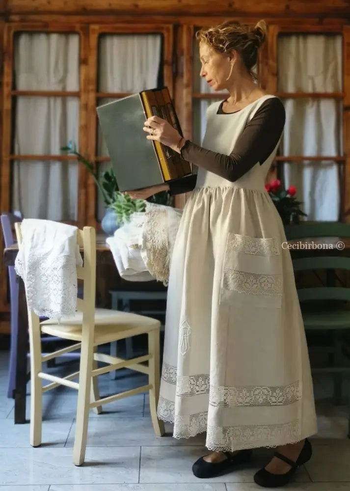 Grembiule in lino per donna da cucina con balza uncinetto (Ref. 94) grembiule donna tessuti antichi