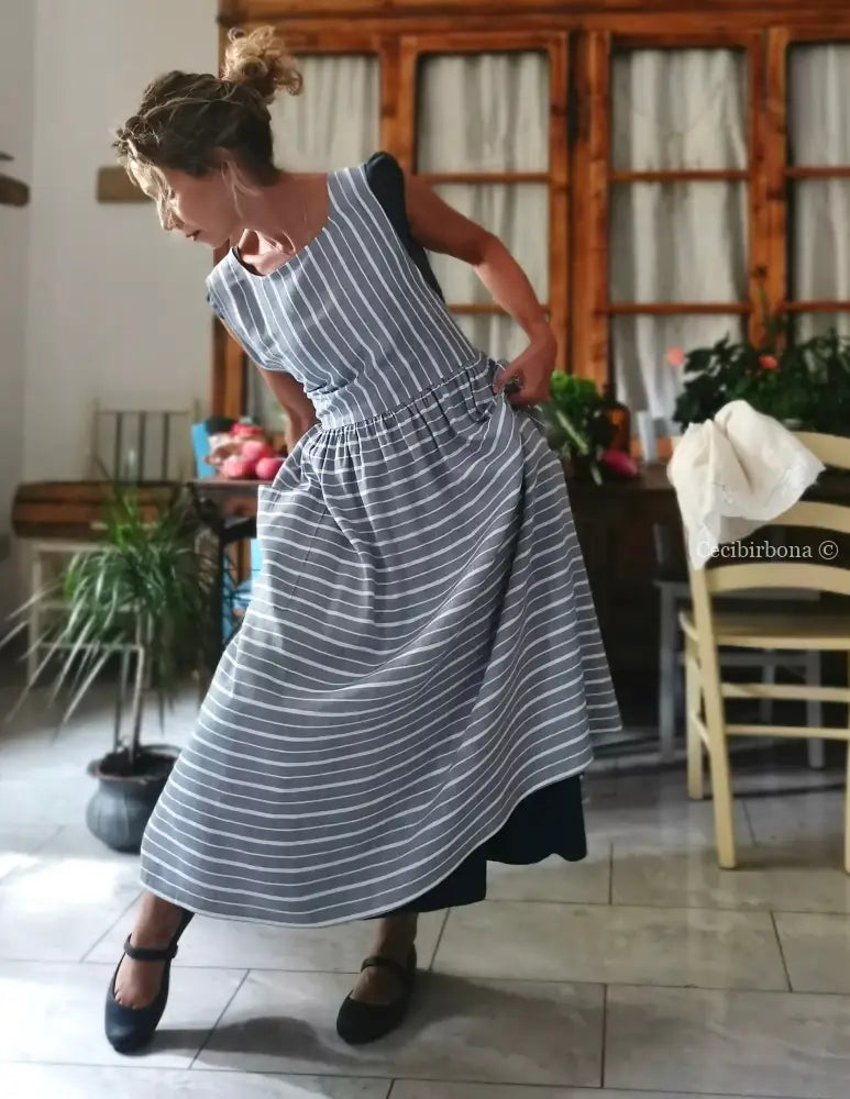 Grembiule in lino rigato blu (Ref. 517) - grembiule donna tessuti moderni