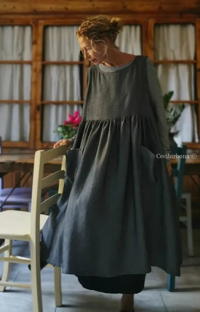 Grembiule in lino spigato grigio scuro con tasche (Ref. 71) grembiule donna tessuti moderni