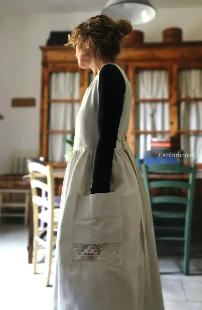 Grembiule in lino vintage con tramezzo all’uncinetto (Ref. 128) grembiule donna in tessuto antico