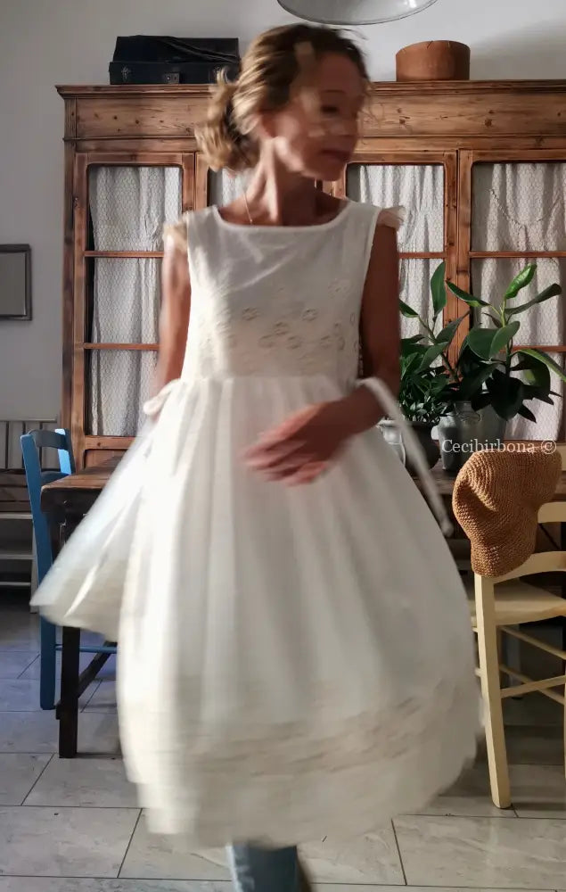 Grembiule in sangallo di cotone plumetis con tasche (Ref. 409) grembiule donna tessuti moderni