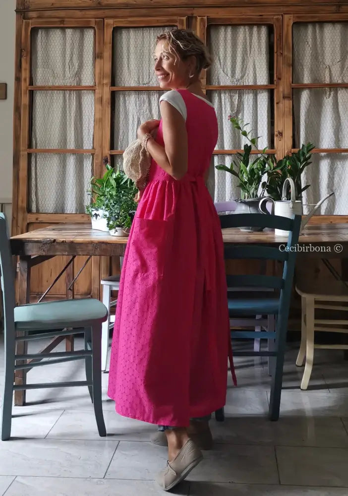 Grembiule in sangallo rosa fucsia (Ref. 329) grembiule donna tessuti moderni