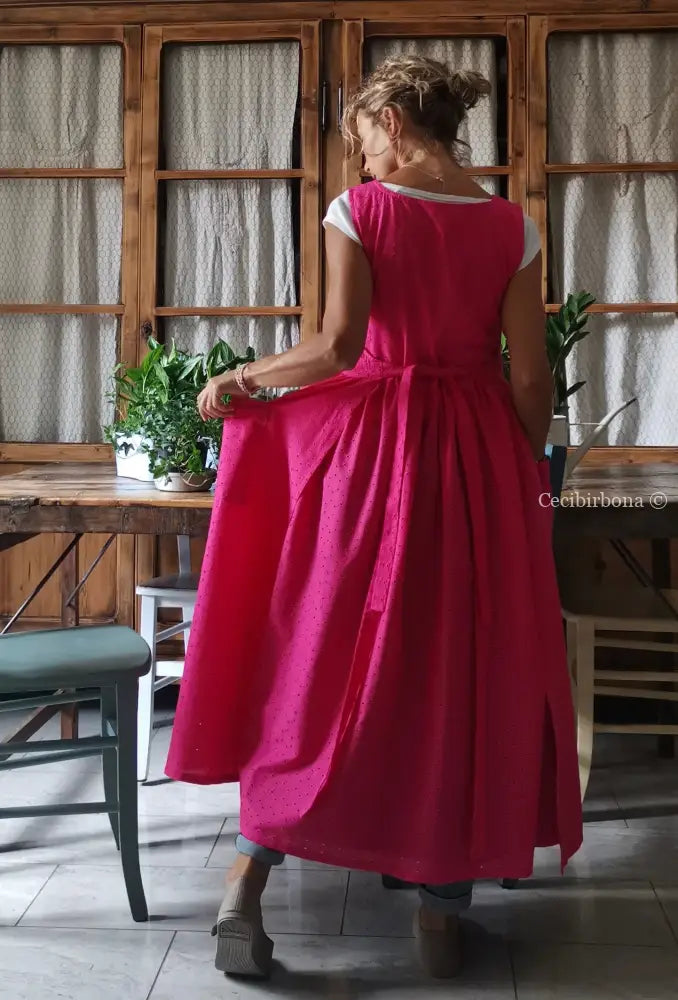 Grembiule in sangallo rosa fucsia (Ref. 329) grembiule donna tessuti moderni