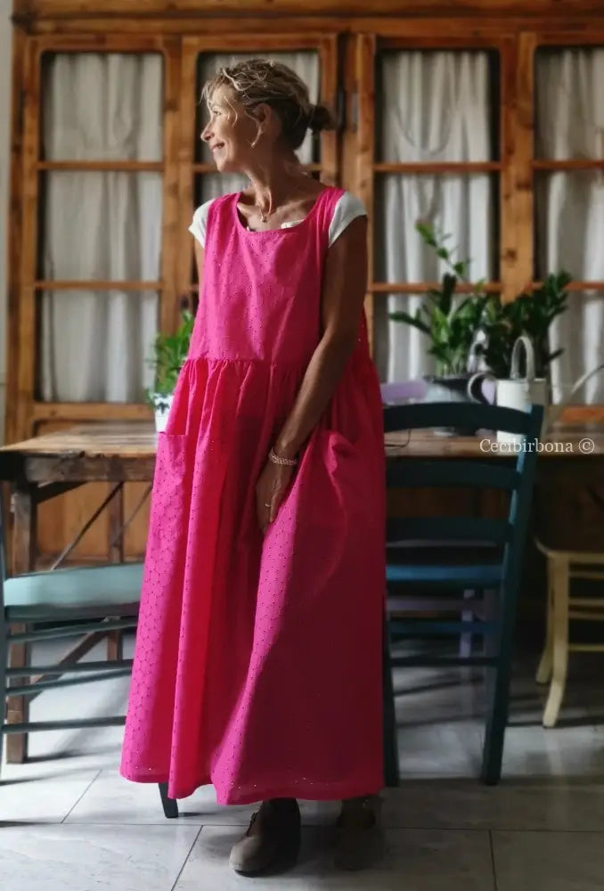 Grembiule in sangallo rosa fucsia (Ref. 329) grembiule donna tessuti moderni