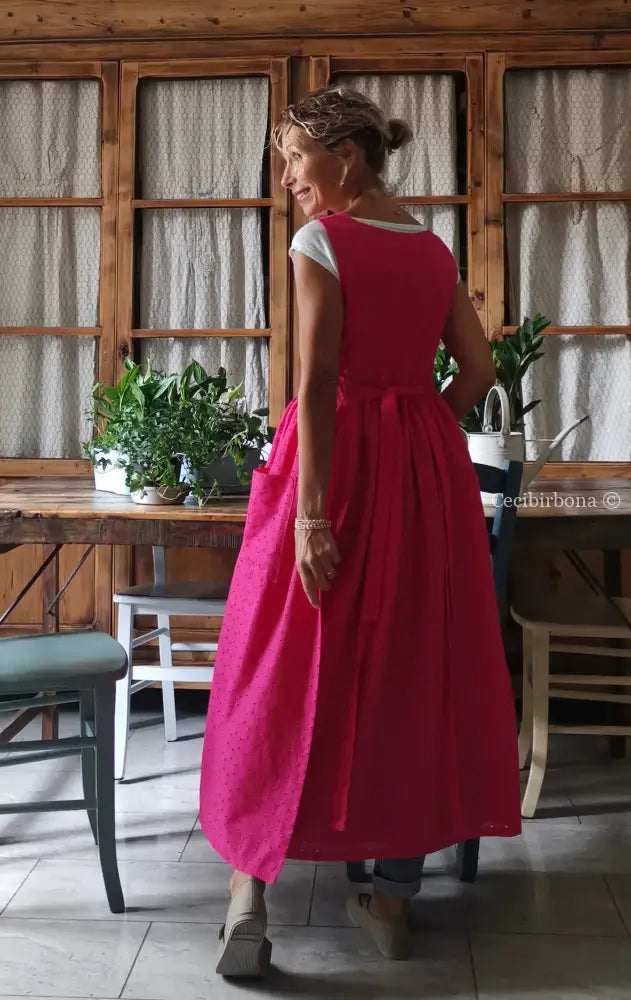 Grembiule in sangallo rosa fucsia (Ref. 329) grembiule donna tessuti moderni