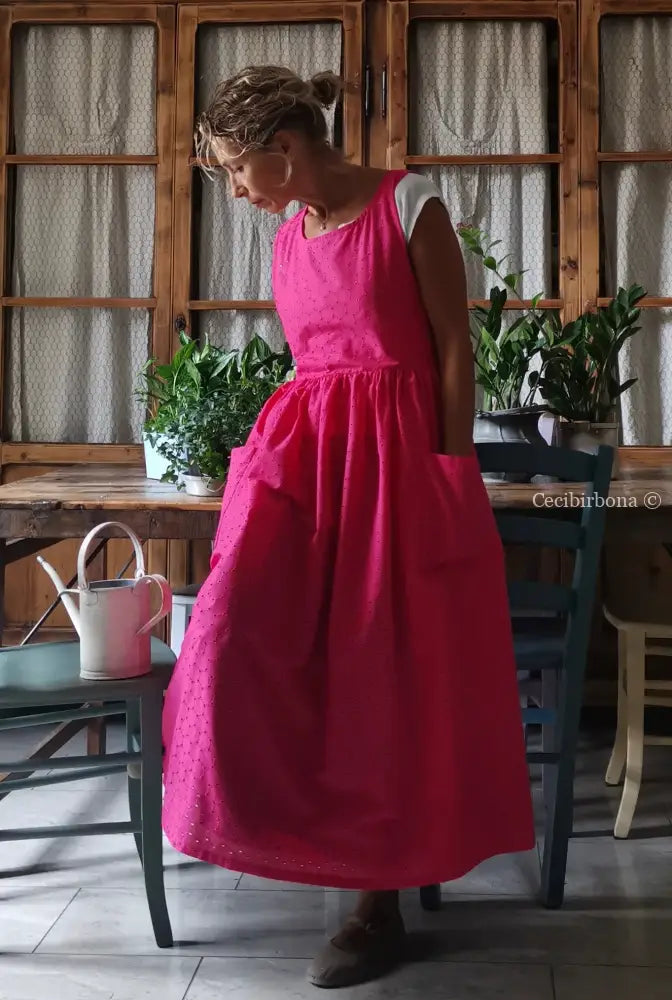 Grembiule in sangallo rosa fucsia (Ref. 329) grembiule donna tessuti moderni