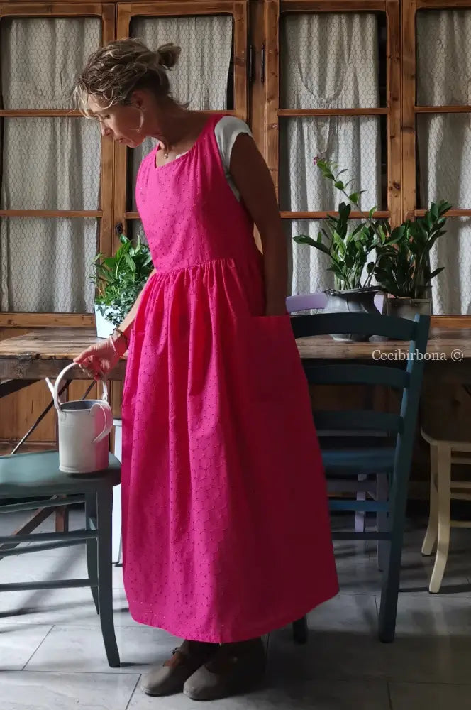 Grembiule in sangallo rosa fucsia (Ref. 329) grembiule donna tessuti moderni