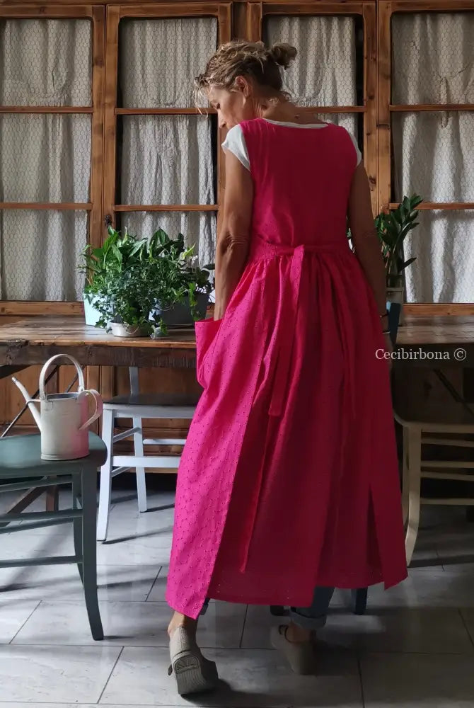 Grembiule in sangallo rosa fucsia (Ref. 329) grembiule donna tessuti moderni