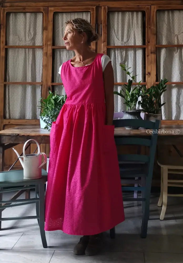 Grembiule in sangallo rosa fucsia (Ref. 329) grembiule donna tessuti moderni